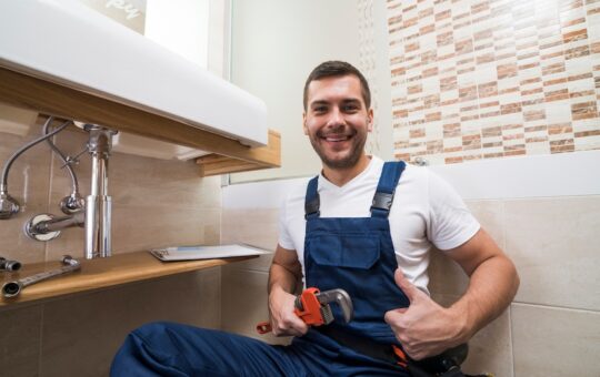9 Safety Tips to Follow While Doing Plumbing Work